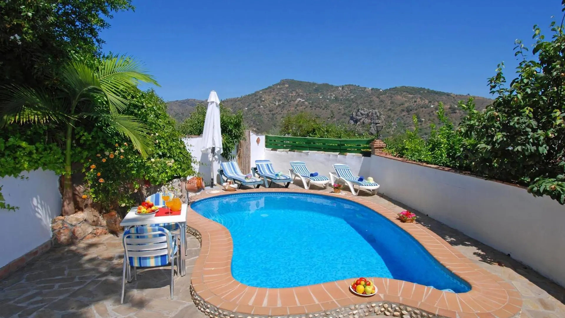 Wunderschoenes Privates Landhaus Mit Pool Comares Holiday home